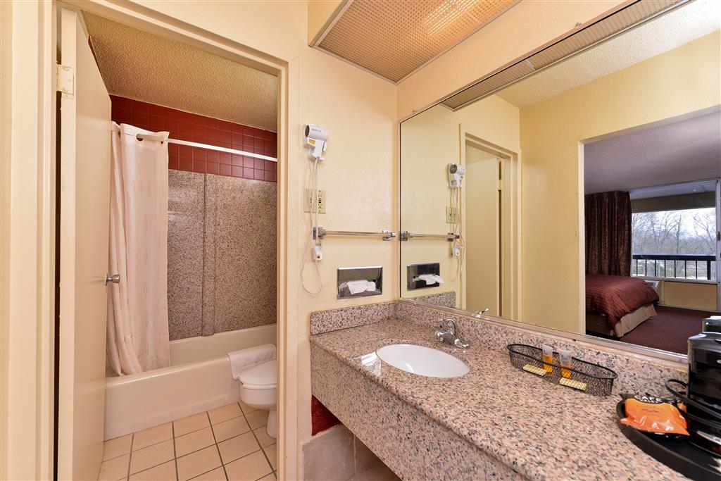 Country Hearth Inn And Suites Gainesville Room photo